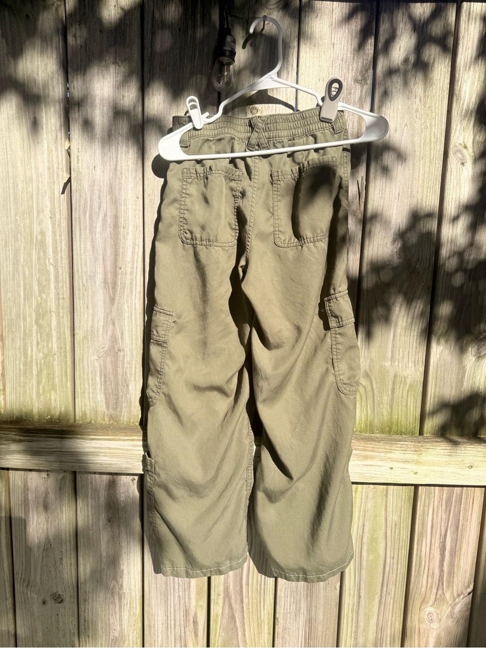 Hollister Hi-Rise Baggy Olive Green Cargo Pants Size XS - Picture 3 of 4